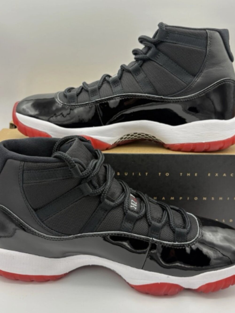 Air Jordan 11 Playoff Breds